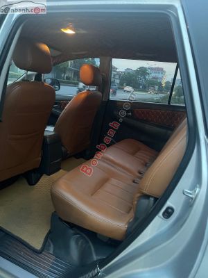 Xe Toyota Innova 2.0E 2012