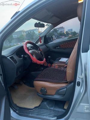 Xe Toyota Innova 2.0E 2012