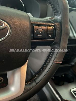 Xe Toyota Fortuner 2.4G 4x2 AT 2019