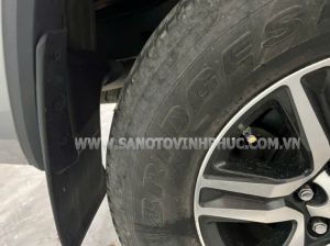 Xe Toyota Fortuner 2.4G 4x2 MT 2018