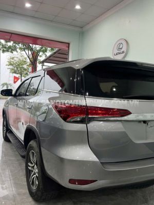 Xe Toyota Fortuner 2.4G 4x2 MT 2018
