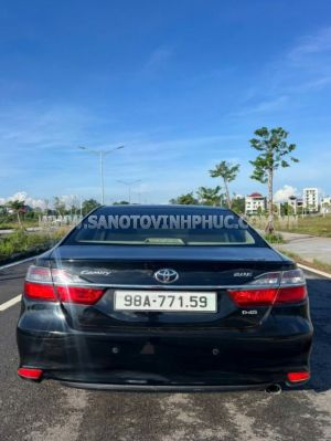 Xe Toyota Camry 2.0E 2016