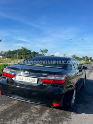 Xe Toyota Camry 2.0E 2016