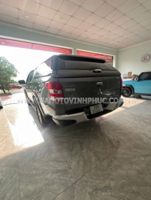 Xe Mitsubishi Triton 4x2 AT 2019
