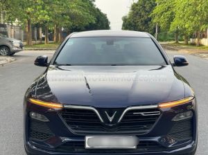 Xe VinFast Lux A 2.0 Base 2.0 AT 2020