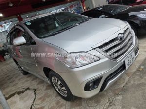 Xe Toyota Innova 2.0E 2015