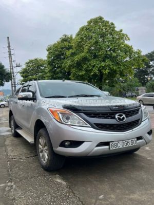 Xe Mazda BT50 2.2L 4x2 AT 2015