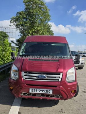 Xe Ford Transit SVP 2019