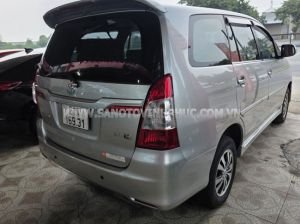 Xe Toyota Innova 2.0E 2015