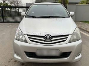 Xe Toyota Innova G 2010
